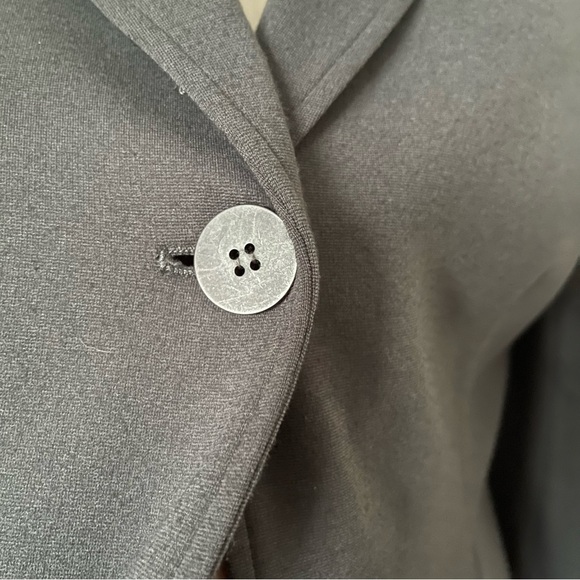 Eileen Fisher Gray button blazer size Large preowned - Picture 3 of 7